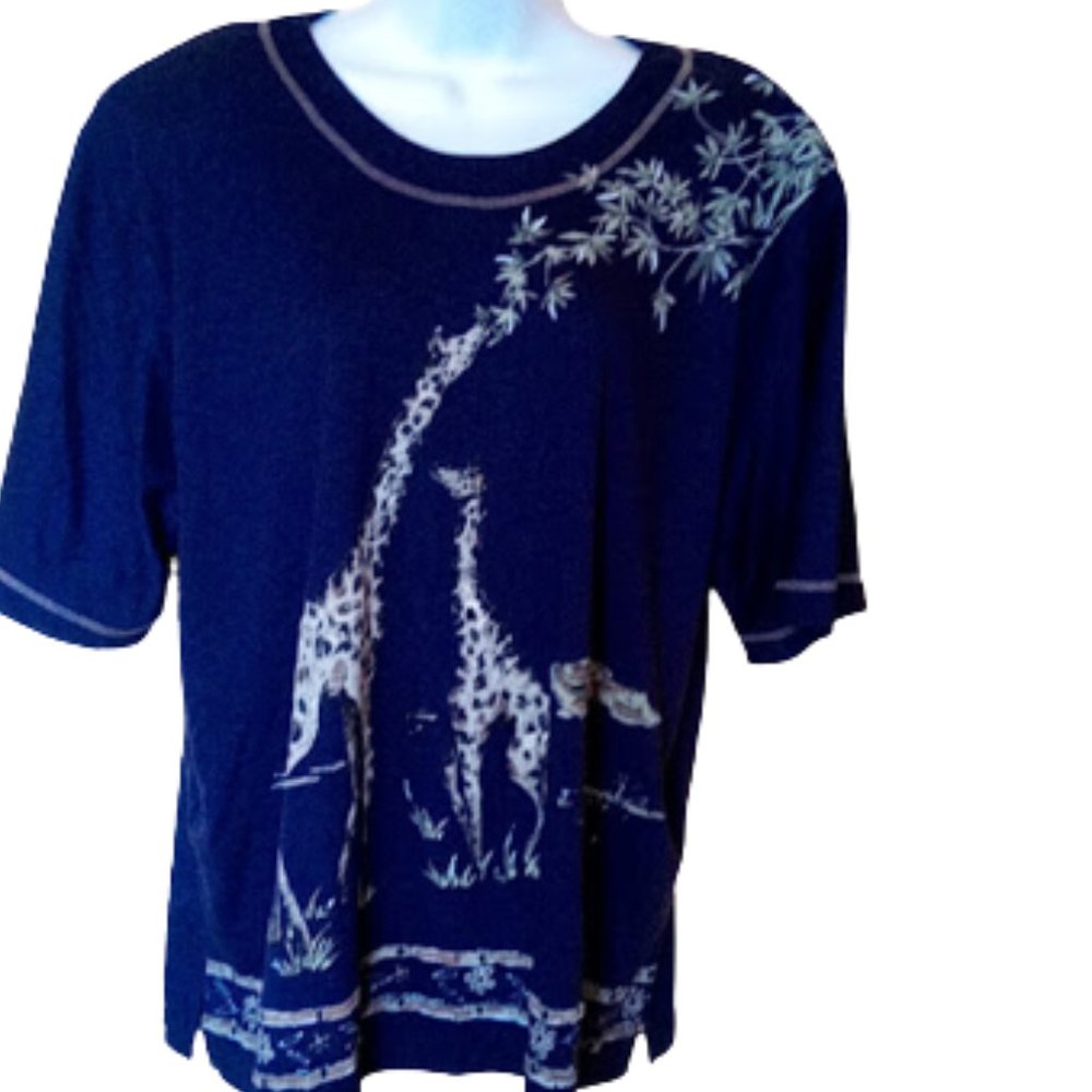 ---  VINTAGE Navy Blue Giraffe Shirt XL